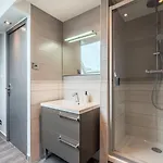 Two Bedroom In The Heart Of Old 里尔