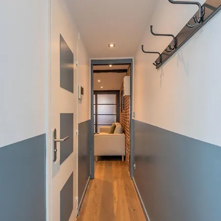 Two Bedroom In The Heart Of Old *